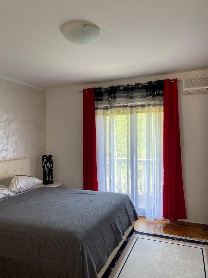 Guest House Cvoro Herceg Novi Buitenkant foto