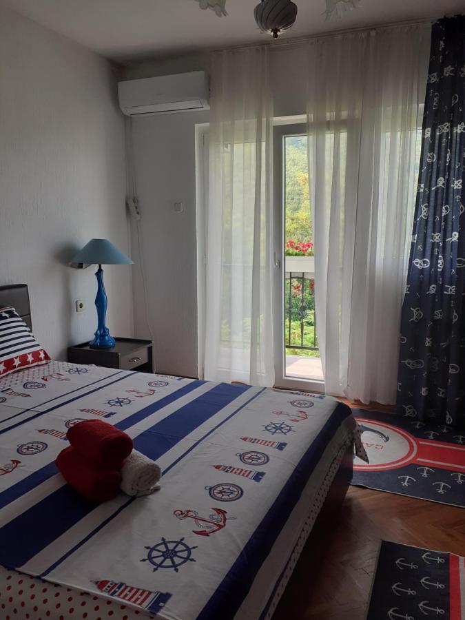 Guest House Cvoro Herceg Novi Buitenkant foto